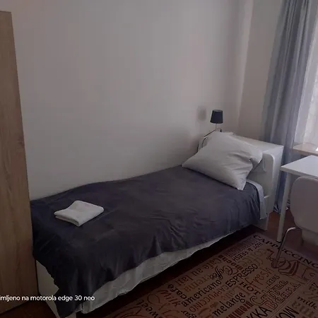 Apartmán K3 Rg, Zentrale Lage, Schoene 2 Zimmer, Voll Ausgestattet! Mnichov