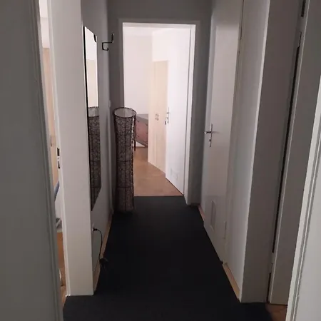 K3 Rg, Zentrale Lage, Schoene 2 Zimmer, Voll Ausgestattet! Daire *